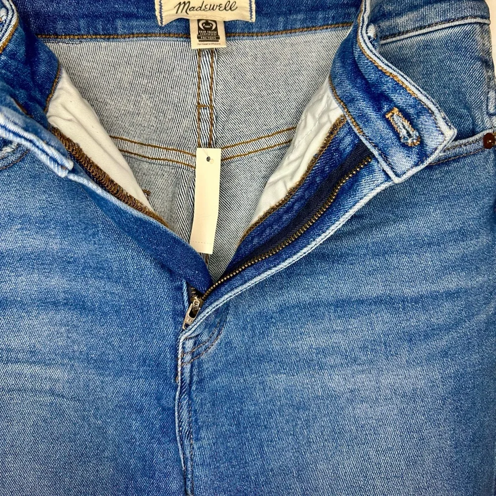 Madewell Light Blue Denim Jeans - Picture 2 of 4